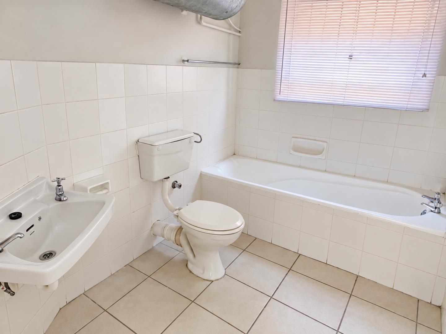 769798_Clean_Compact_Bathroom_Interior.png